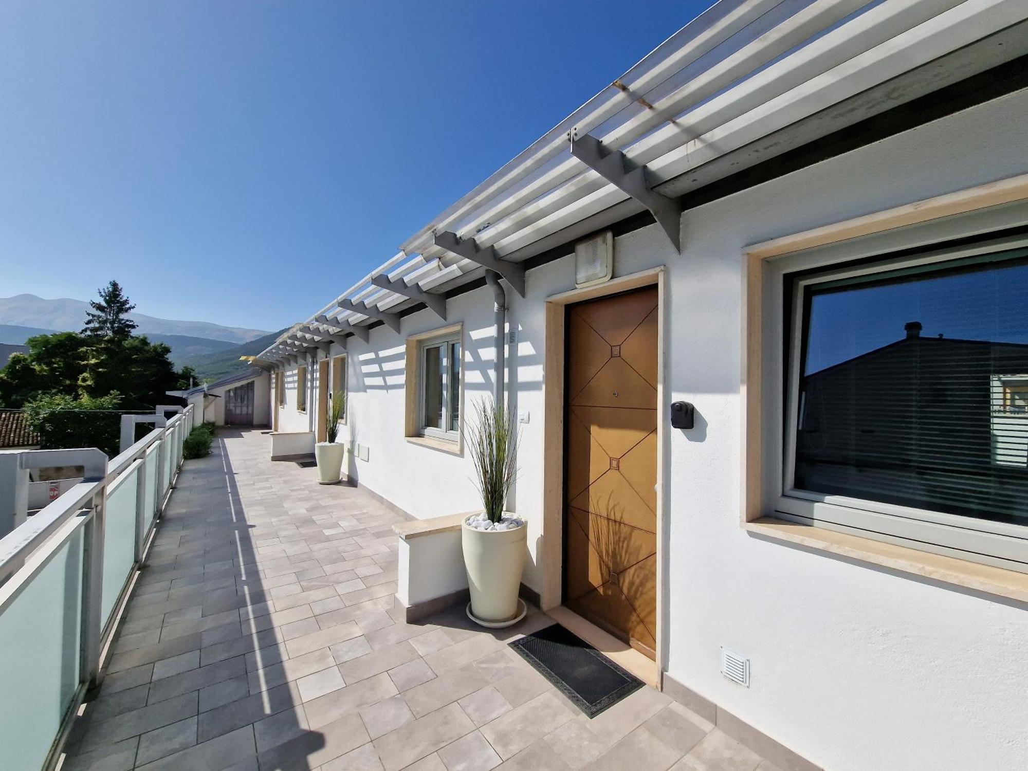 Casa Elena By Tramonti Apartments Λ' Άκουιλα Εξωτερικό φωτογραφία